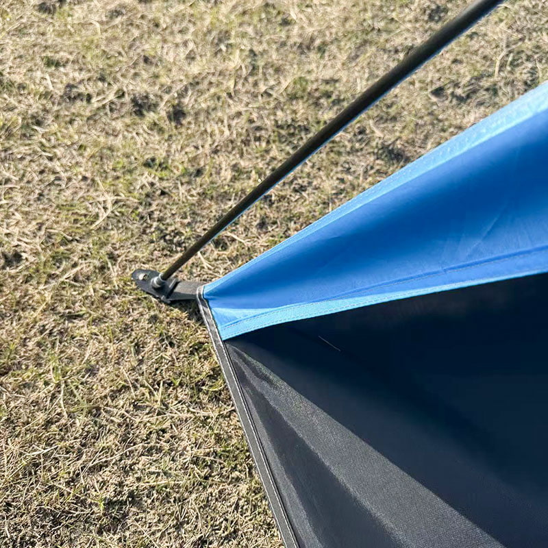 Lätt, tresidigt ventilerat strandtält