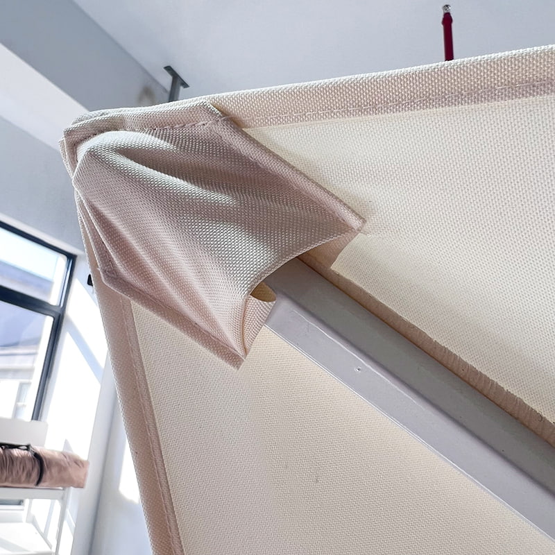 Fyrkantigt/rundt takmonterat paraply