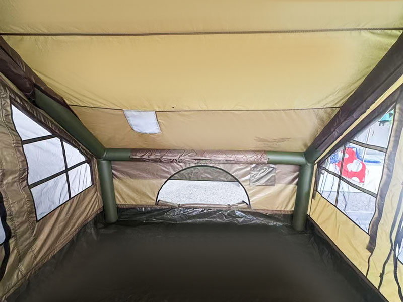 Militärgrönt uppblåsbart campingtält i liten storlek Militärgrönt uppblåsbart campingtält i liten storlek
