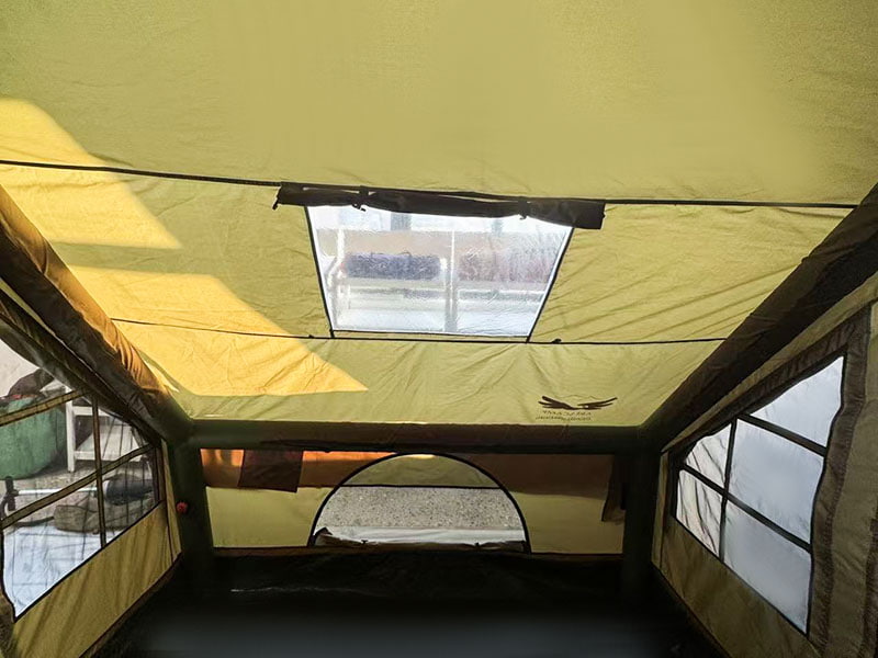 Militärgrönt uppblåsbart campingtält i liten storlek Militärgrönt uppblåsbart campingtält i liten storlek
